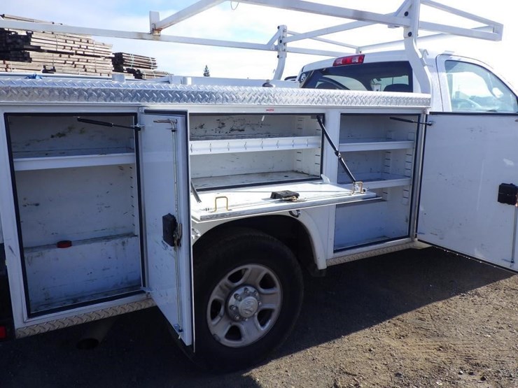 2018-dodge-2500-image-9