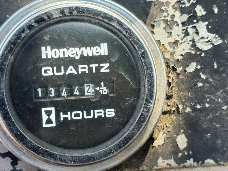 2006-jcb-527-55-image-10