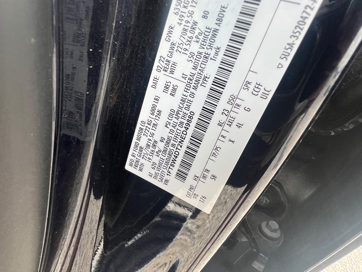 2022-ford-f450-lariat-image-17