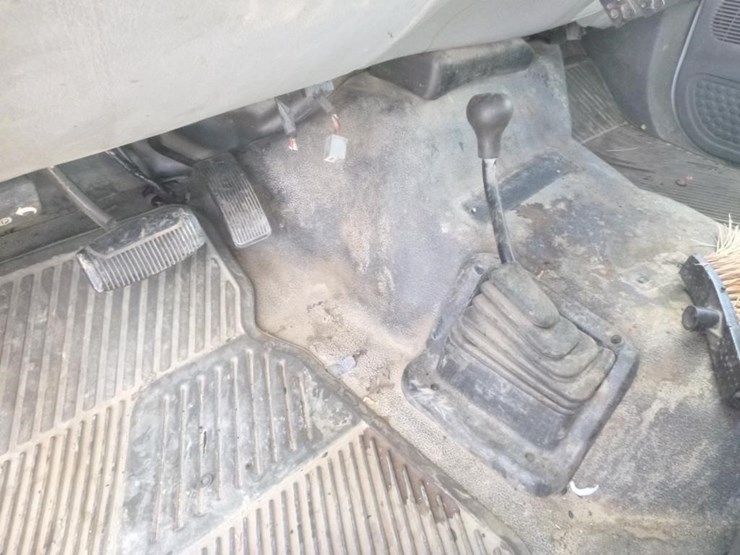 2005-ford-f450-image-12