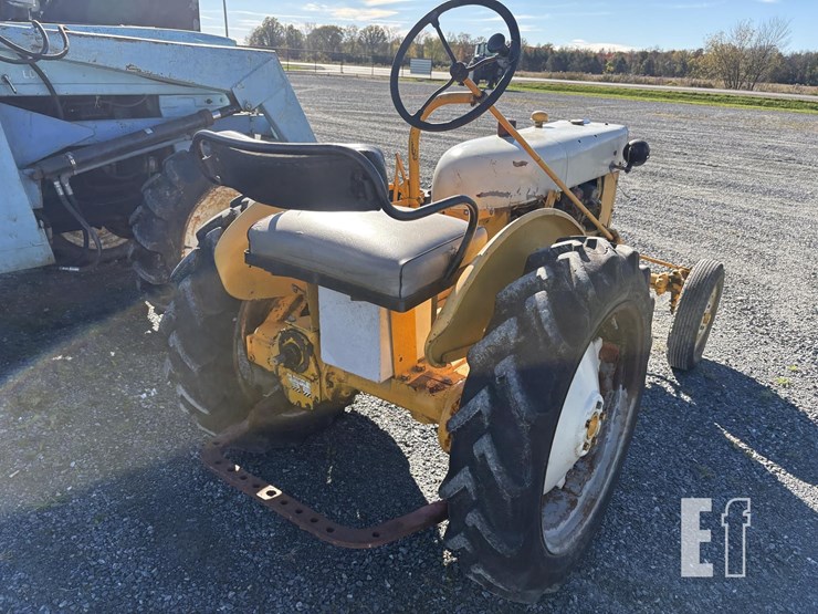 1965-international-cub-lo-boy-image-11