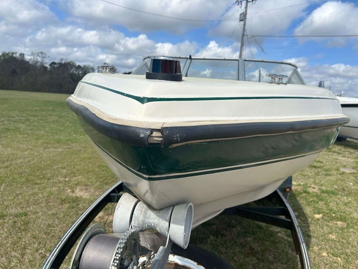 1996-vip-18'-ski-boat-image-34