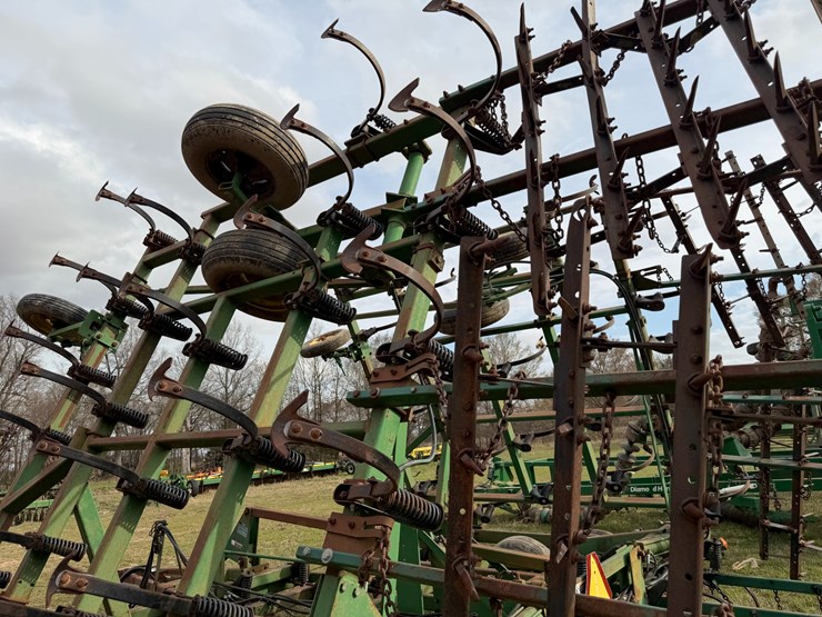 john-deere-40-image-29