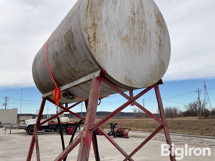 free-standing-300-gal-diesel-tank-image-16