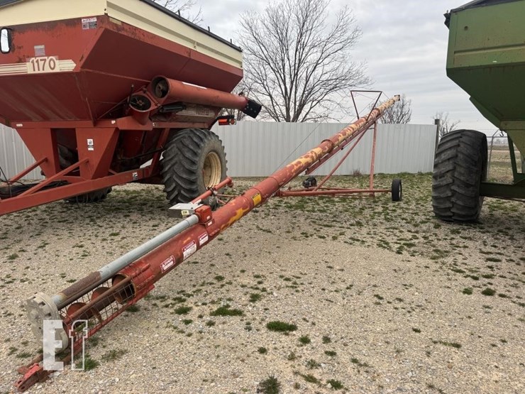 grain-auger-540-pto-driven-image-1