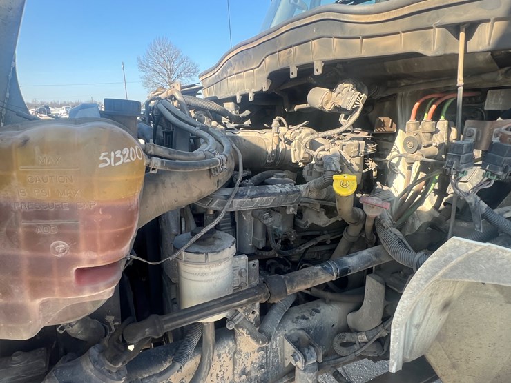 2015-international-4300-image-37