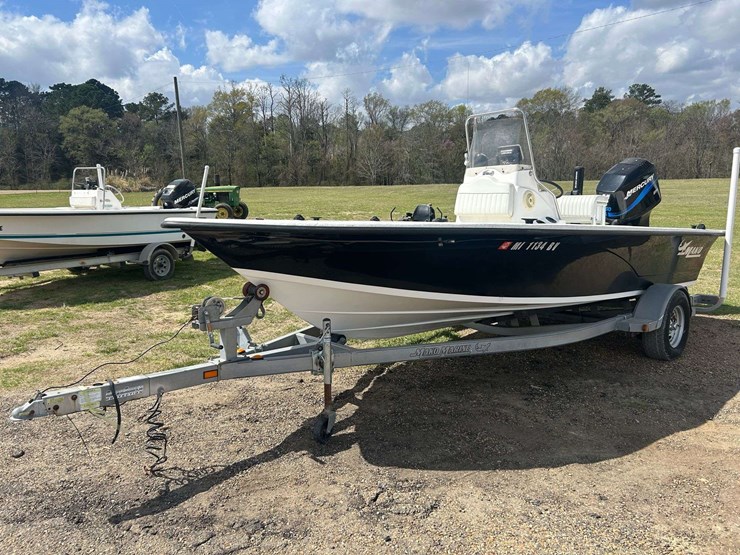 2006-mako-210cc-boat-250hp-mercury-image-2