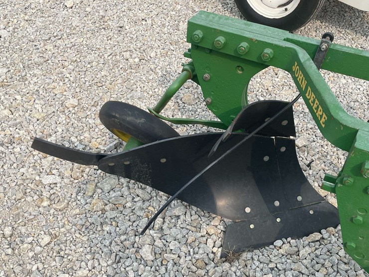 john-deere-412-image-19