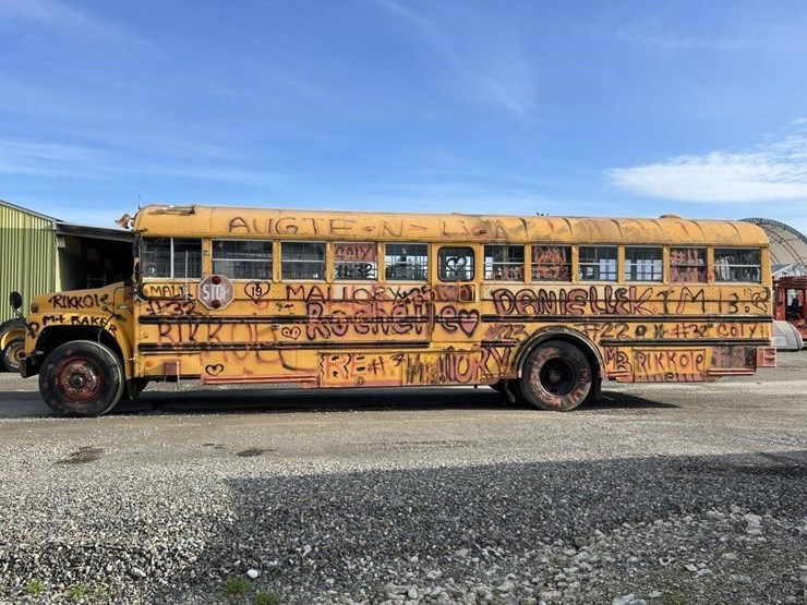 1979-caterpillar-3208-image-2