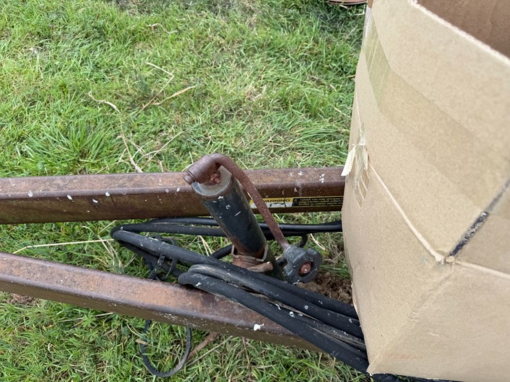 john-deere-630-image-33