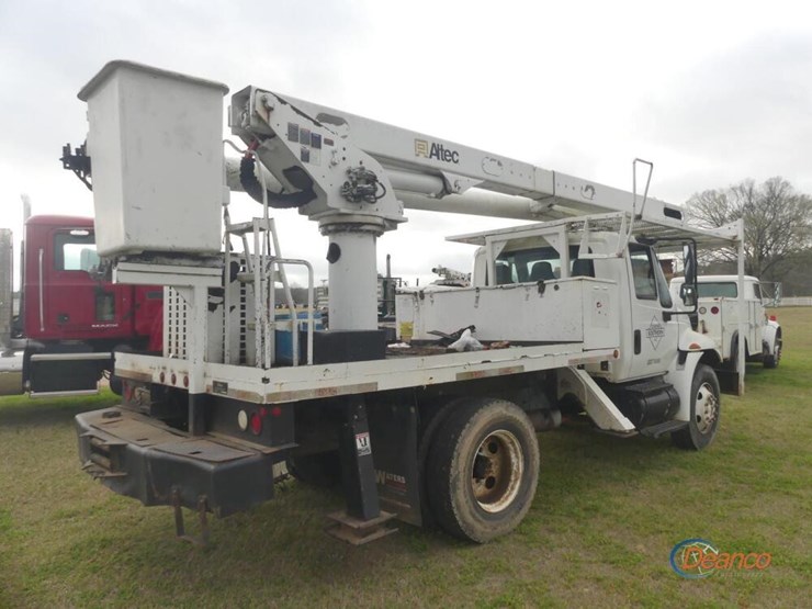 2007-international-durastar-4300-image-2