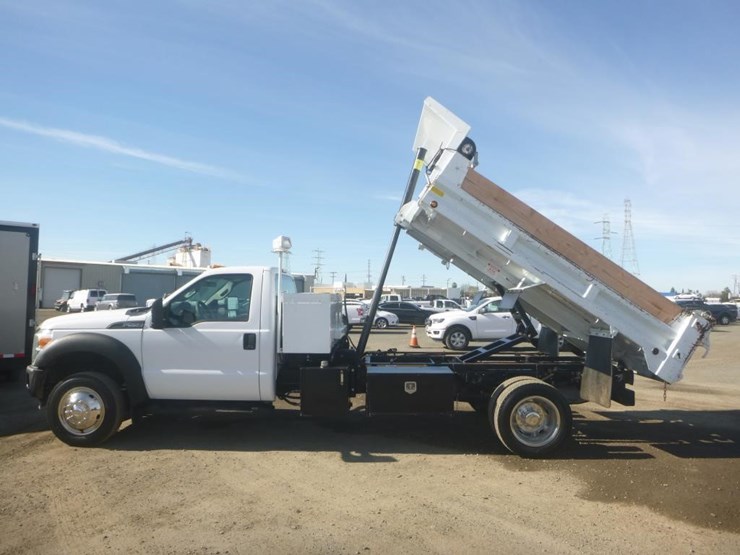 2011-ford-f550-image-7