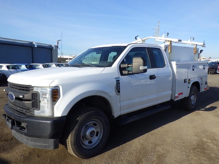 2018-ford-f350-image-1