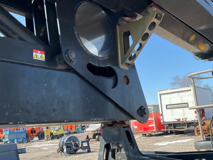 #1250-•-2016-niftylift-sd64d-articulating-boom-lift-image-70