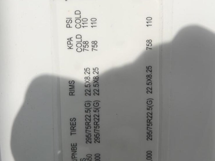 2025-freightliner-cascadia-116-image-19