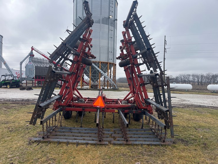 case-ih-4300-image-4