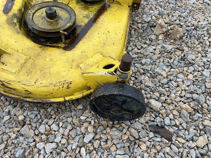 john-deere-72-image-5