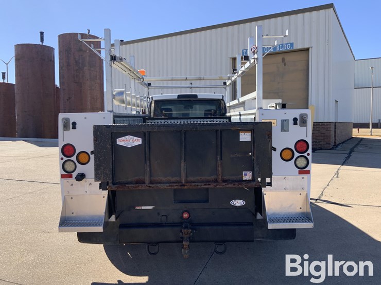 2013-dodge-ram-4500-image-6