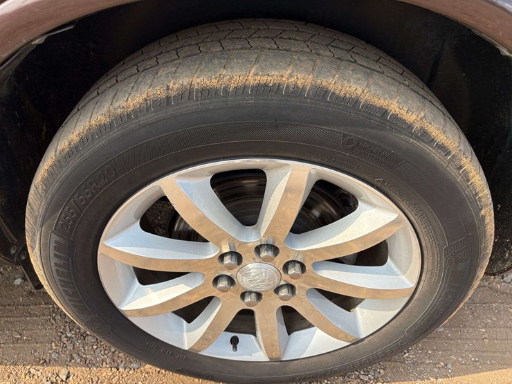 2016-buick-enclave-image-10