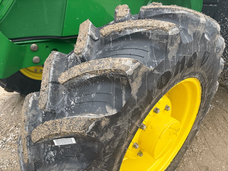 john-deere-6110r-image-25