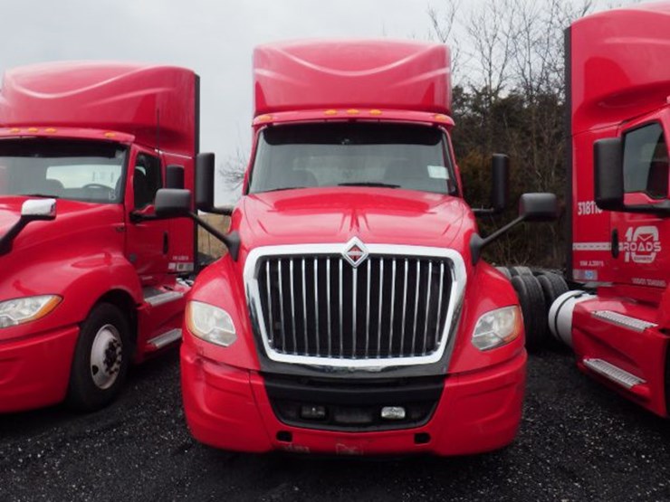 2018-international-prostar-image-2