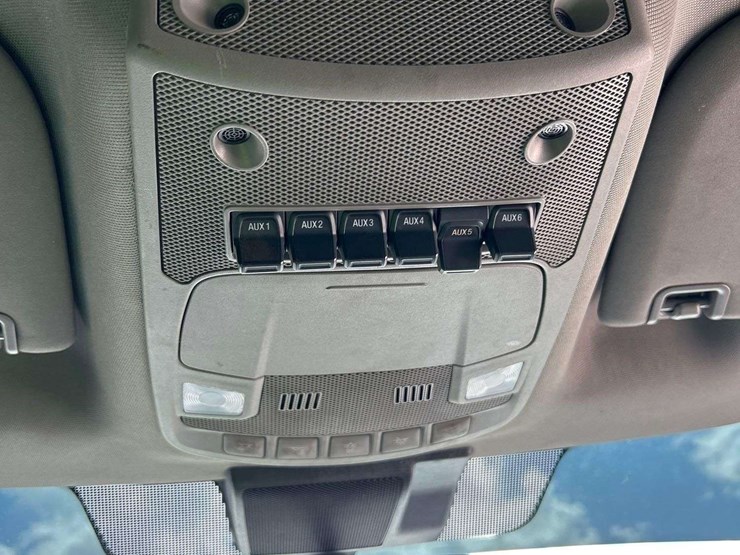 2020-ford-f250-image-18