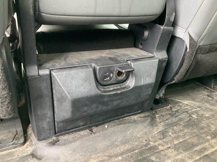 2021-ford-f150-xl-image-77