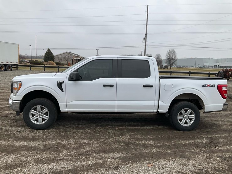 2021-ford-f150-xl-image-2