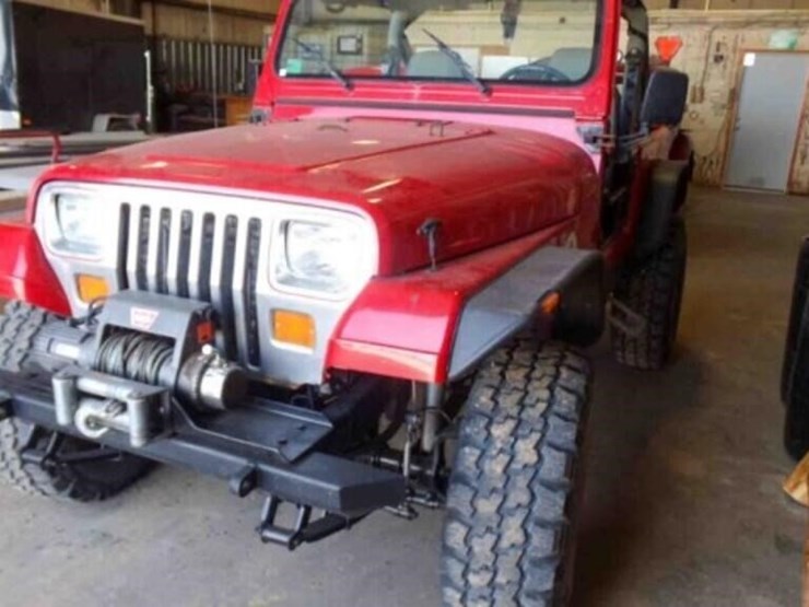 1990-jeep-wrangler-image-12