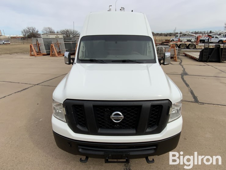 2017-nissan-nv2500-image-14