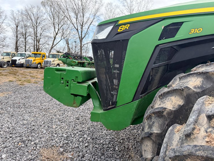 2023-john-deere-8r-310-image-33