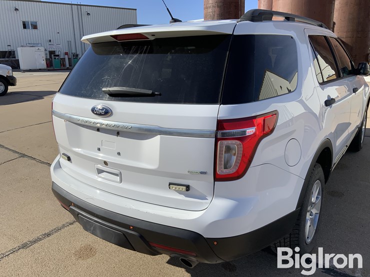 2013-ford-explorer-image-18