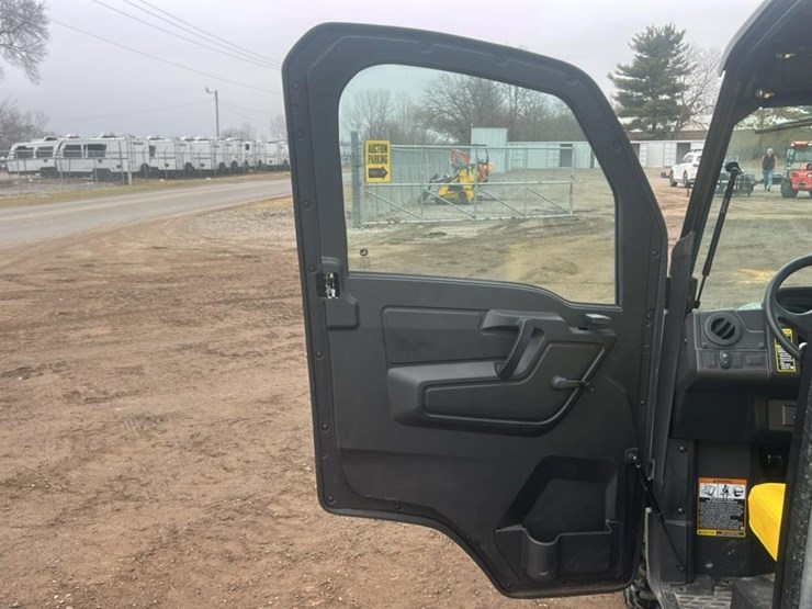 2020-john-deere-2020-image-20