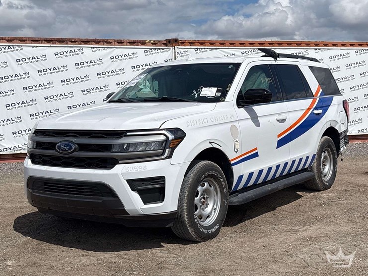 2024-ford-expedition-image-1
