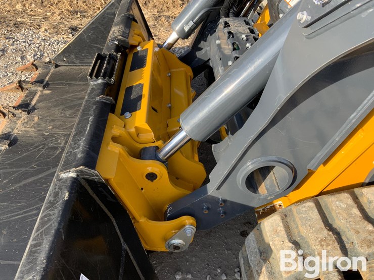 2024-deere-333-p-tier-image-17