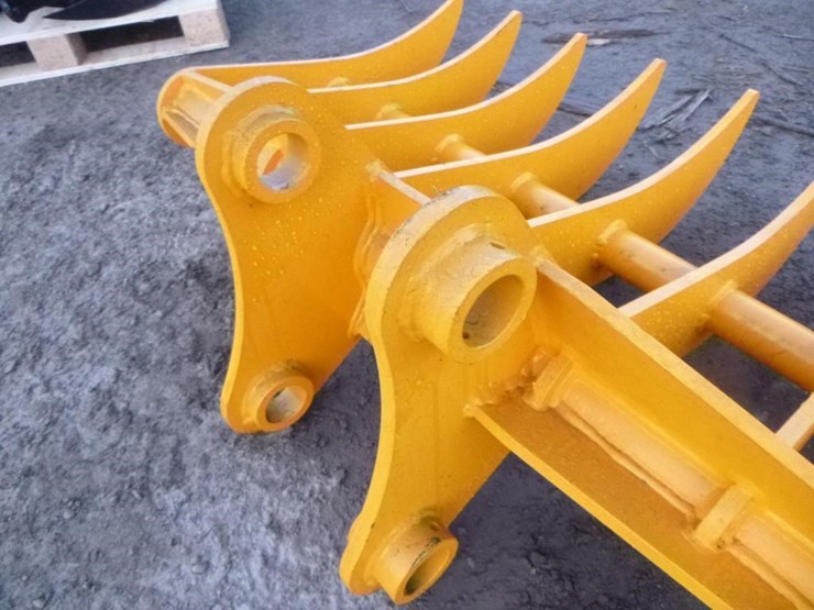 caterpillar-305-image-5