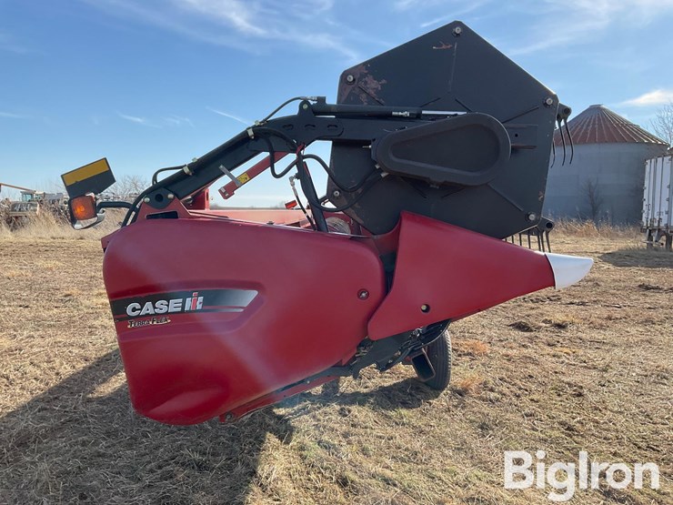 2012-case-ih-3020-image-4