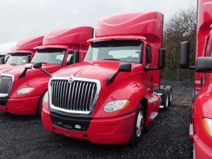 2018-international-prostar-image-1