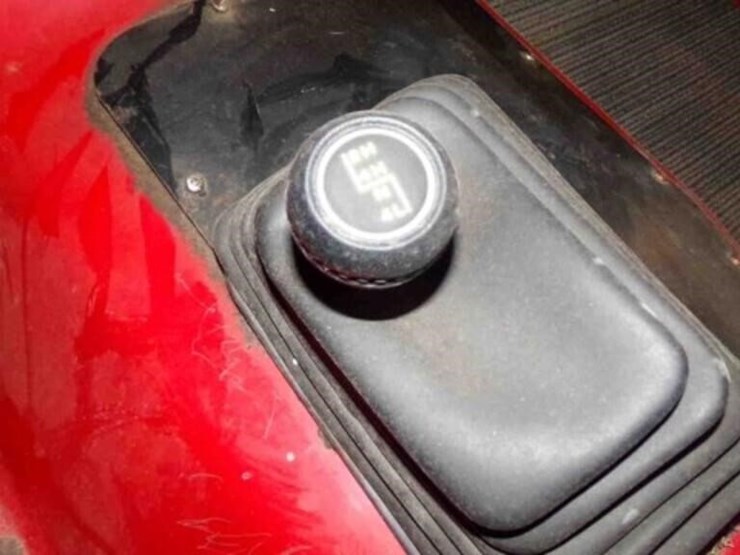 1990-jeep-wrangler-image-24