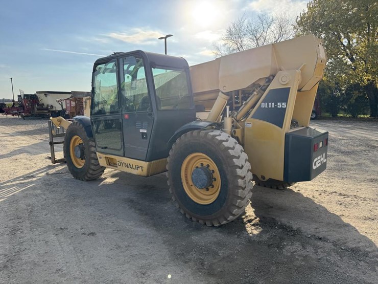 2013-gehl-dl11-image-3