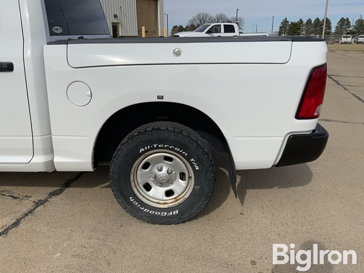 2015-dodge-1500-image-13