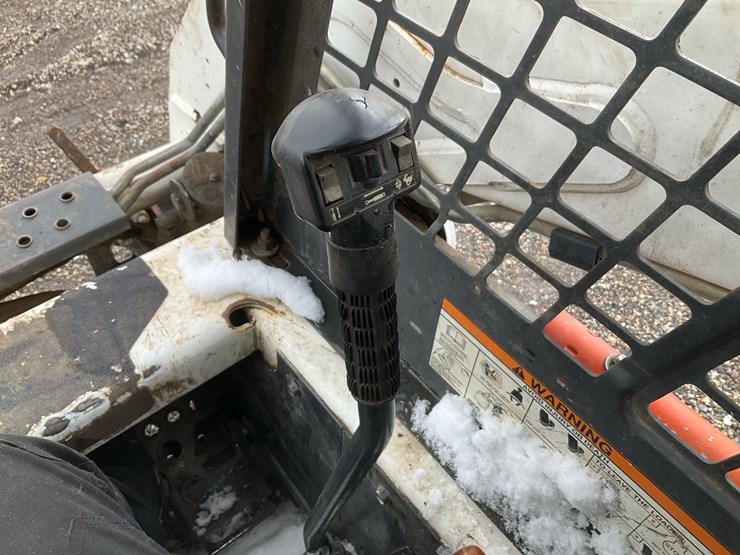 2007-bobcat-t190-image-45