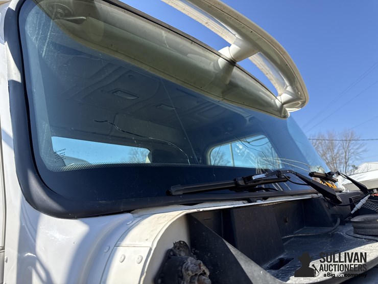 2004-international-9200-image-13