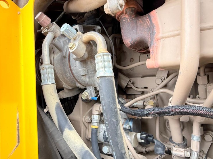 2014-gehl-rs10-55-image-35