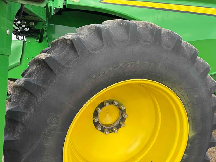 2013-john-deere-s660-image-4