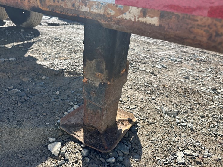 case-maxi-sneaker-image-72