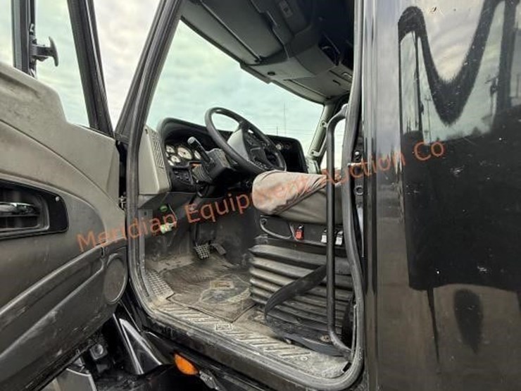 2017-international-prostar-image-72