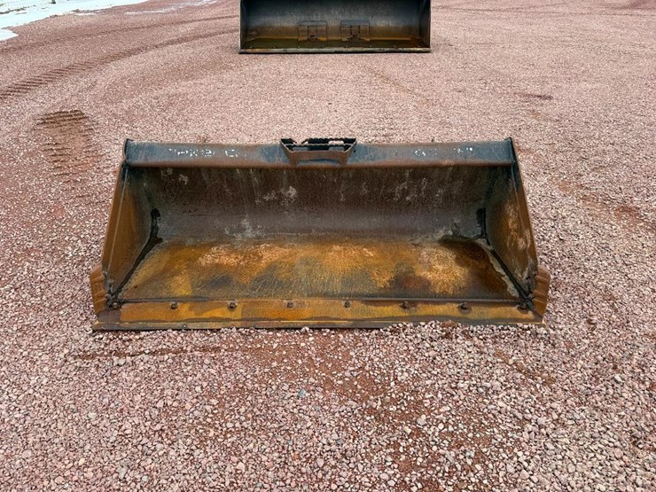 #401-•-lot-401-image-2