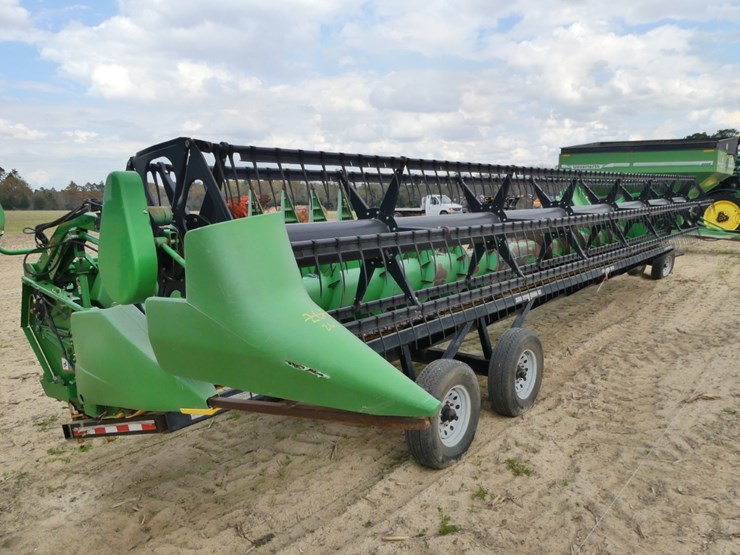 john-deere-635f-image-1