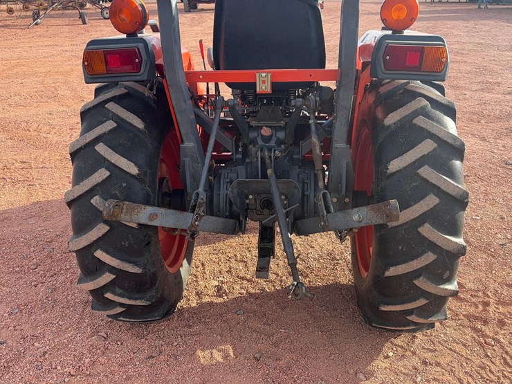 kubota-l3400-image-16